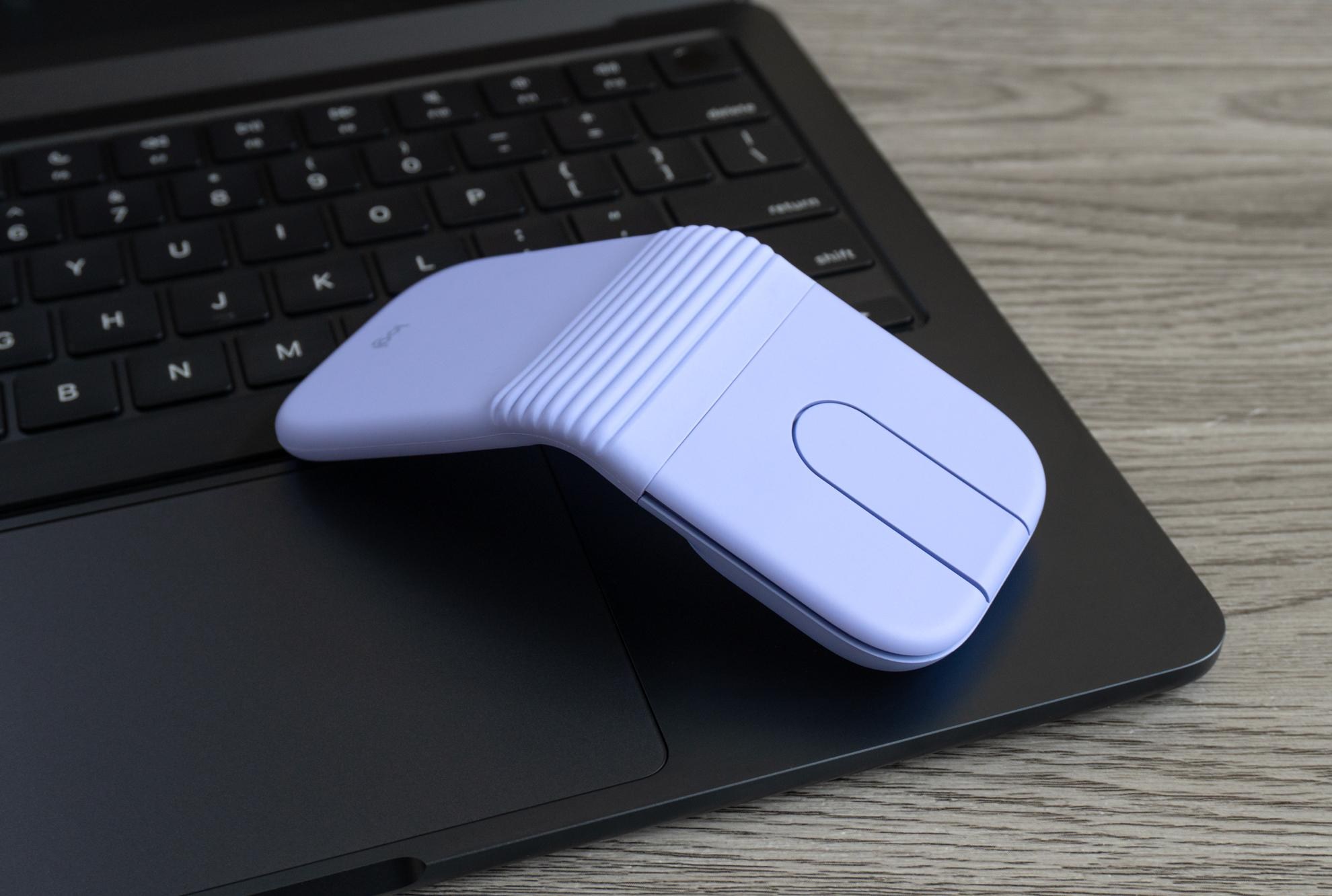 Thiết kế gấp độc đáo của Logitech Mobi Fold