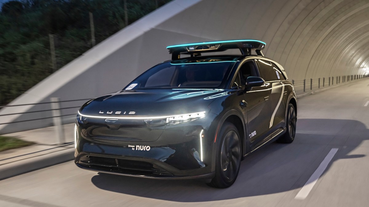 Uber sẽ ra mắt dịch vụ robotaxi cao cấp tại Houston vào năm 2027