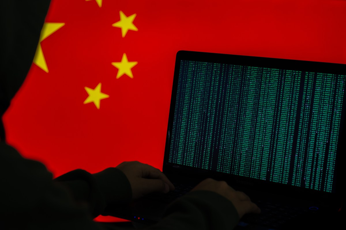 FBI và MI5 cảnh báo: Gián điệp Trung Quốc dùng LinkedIn để lôi kéo nhân viên phương Tây chia sẻ dữ liệu