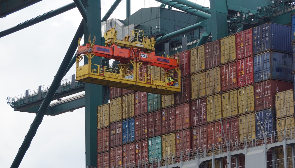 Apple giới thiệu "Container Machine": Trải nghiệm kiểu WSL dành cho nhà phát triển Mac