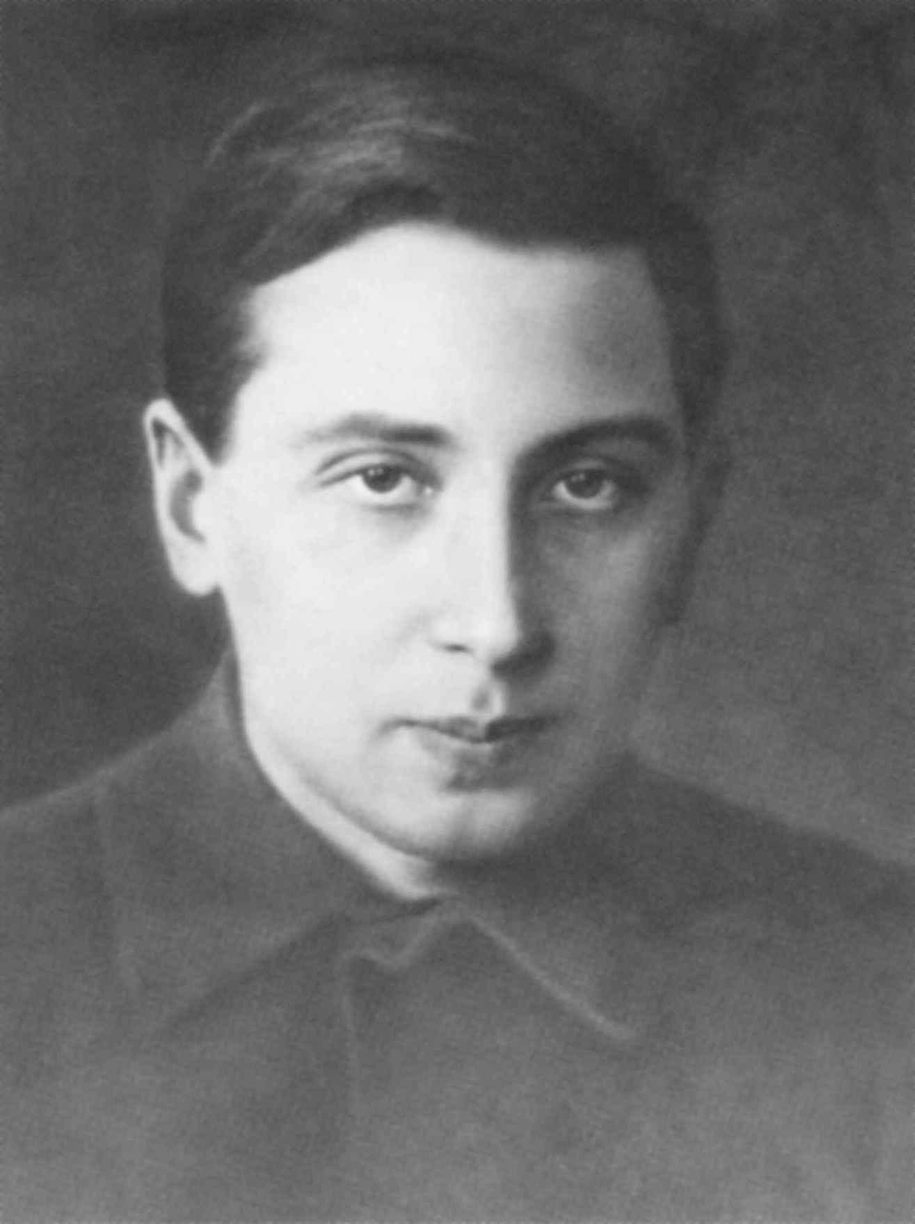 Chân dung Oleg Losev