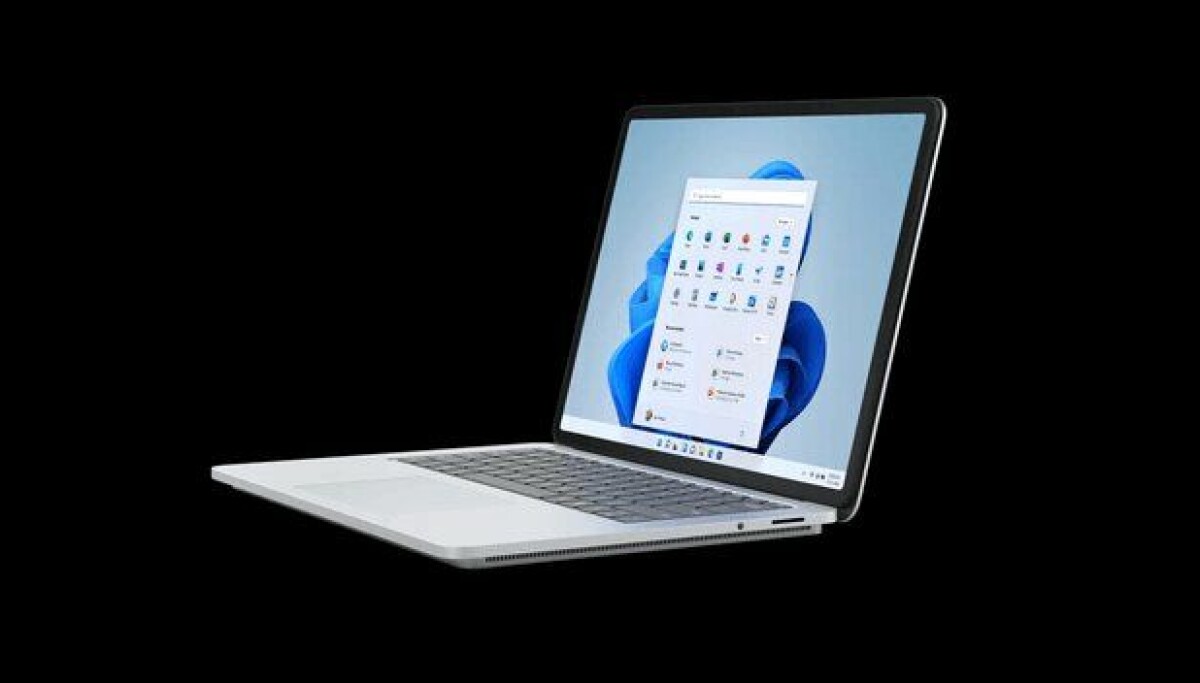Microsoft hầu như đã vá lỗi phần cứng Surface khiến thiết bị bị "gạch" chỉ với một gói dữ liệu