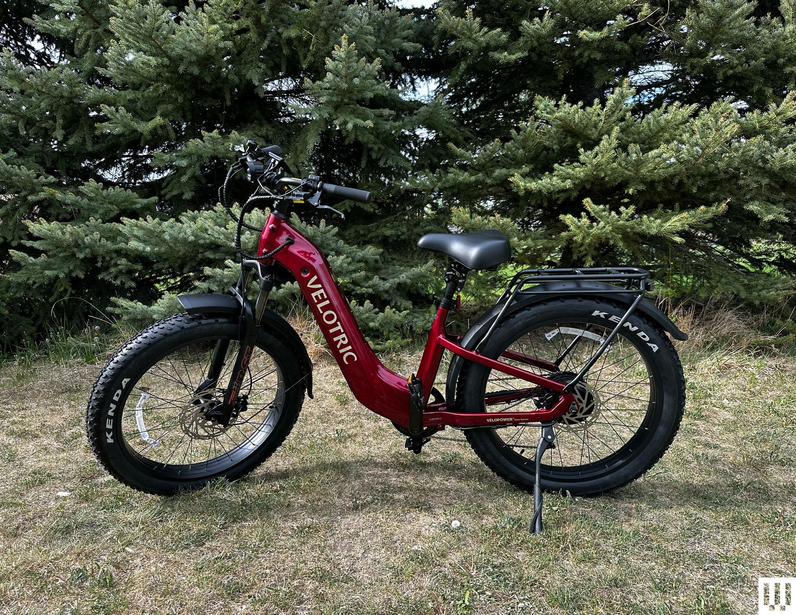 Velotric Nomad 2 vận hành trên đường địa hình