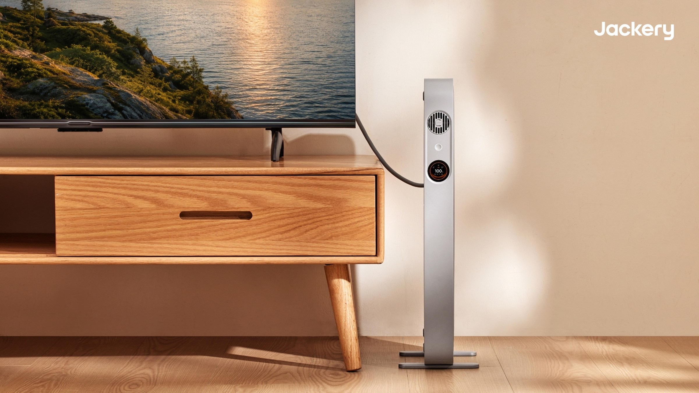 FridgeGuard cũng có thể dùng để cấp điện cho TV và các thiết bị giải trí khác