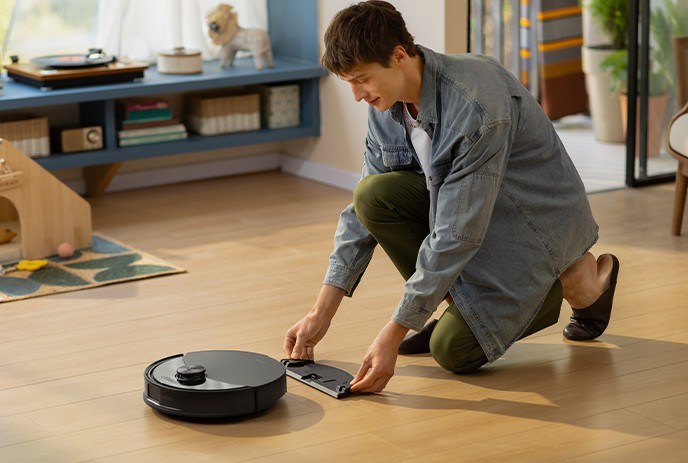 Robot Roborock Q10 S5 Plus và trạm sạc