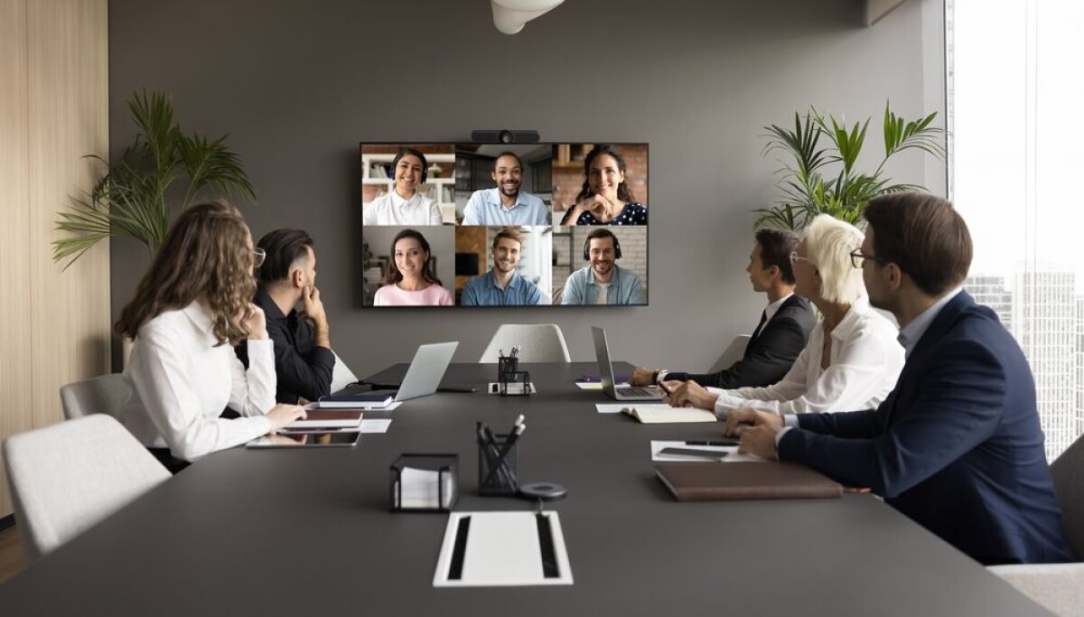 Trợ lý AI 'thực tập sinh ảo' của Microsoft Teams sẽ đến trễ hơn dự kiến