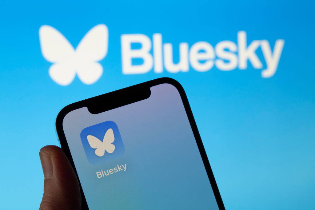 Bluesky xác nhận sự cố gián đoạn kéo dài do một vụ tấn công DDoS khác