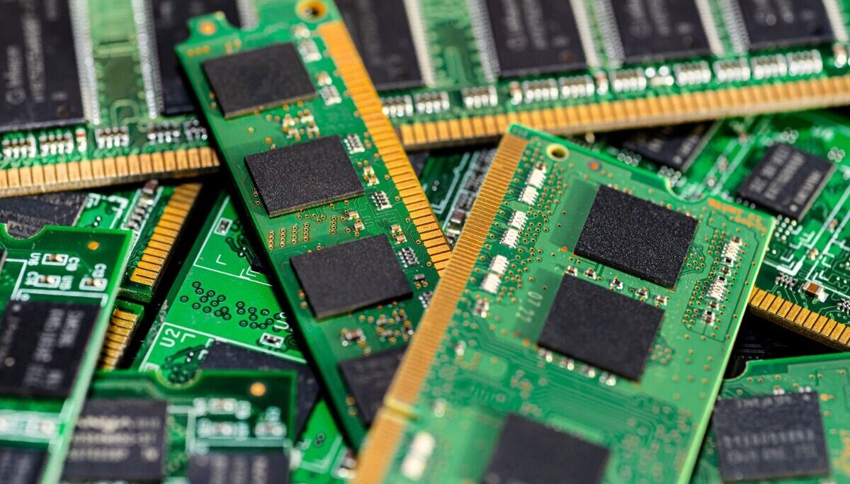 Khủng hoảng bộ nhớ: Chi phí đám mây có thể tăng vọt khi DRAM và NAND chiếm 68% vốn đầu tư