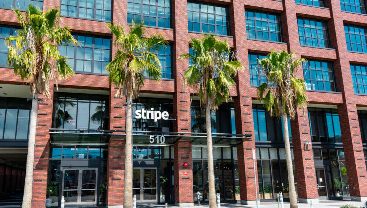 Stripe chi hơn 7 tỷ USD mua OpenRouter: Bước đi thống trị 'cổng thanh toán' cho AI