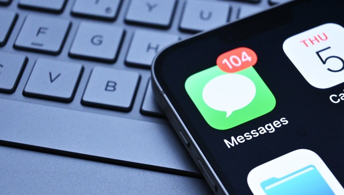 Apple vá lỗ hổng xử lý ảnh nghiêm trọng có thể bị lợi dụng để cài phần mềm gián điệp