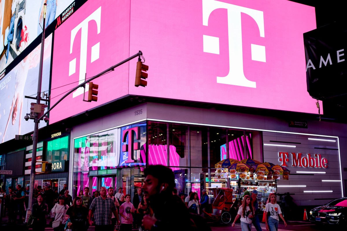 T-Mobile 'cắt cáp' để trục xuất tin tặc Trung Quốc khỏi mạng lưới