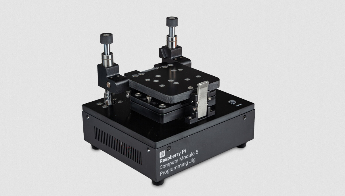 Raspberry Pi ra mắt bộ kẹp lập trình CM5, thổi bùng tốc độ sản xuất hàng loạt