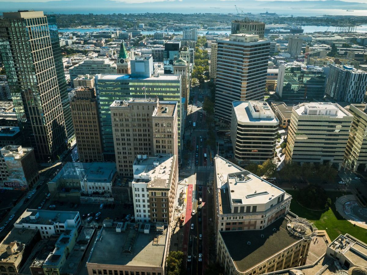 Toàn cảnh thành phố Oakland nhìn từ trên cao