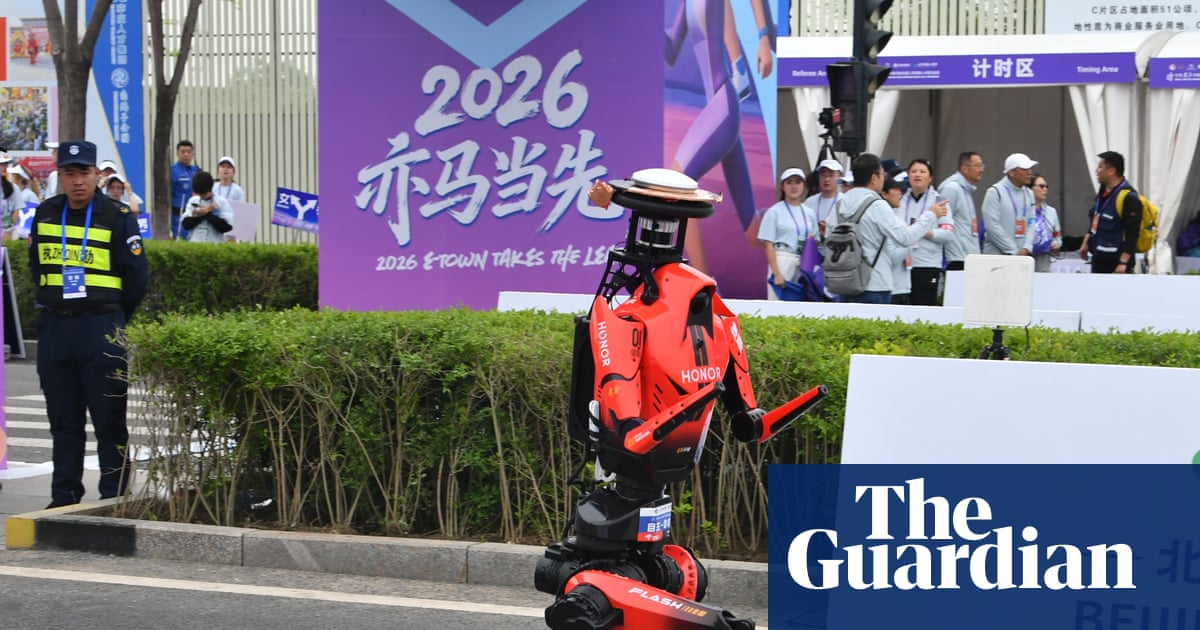 Robot Trung Quốc chạy 100m nhanh hơn kỷ lục thế giới của Usain Bolt