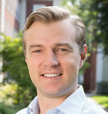 Chân dung Giáo sư Mark L. Egan - Harvard Business School