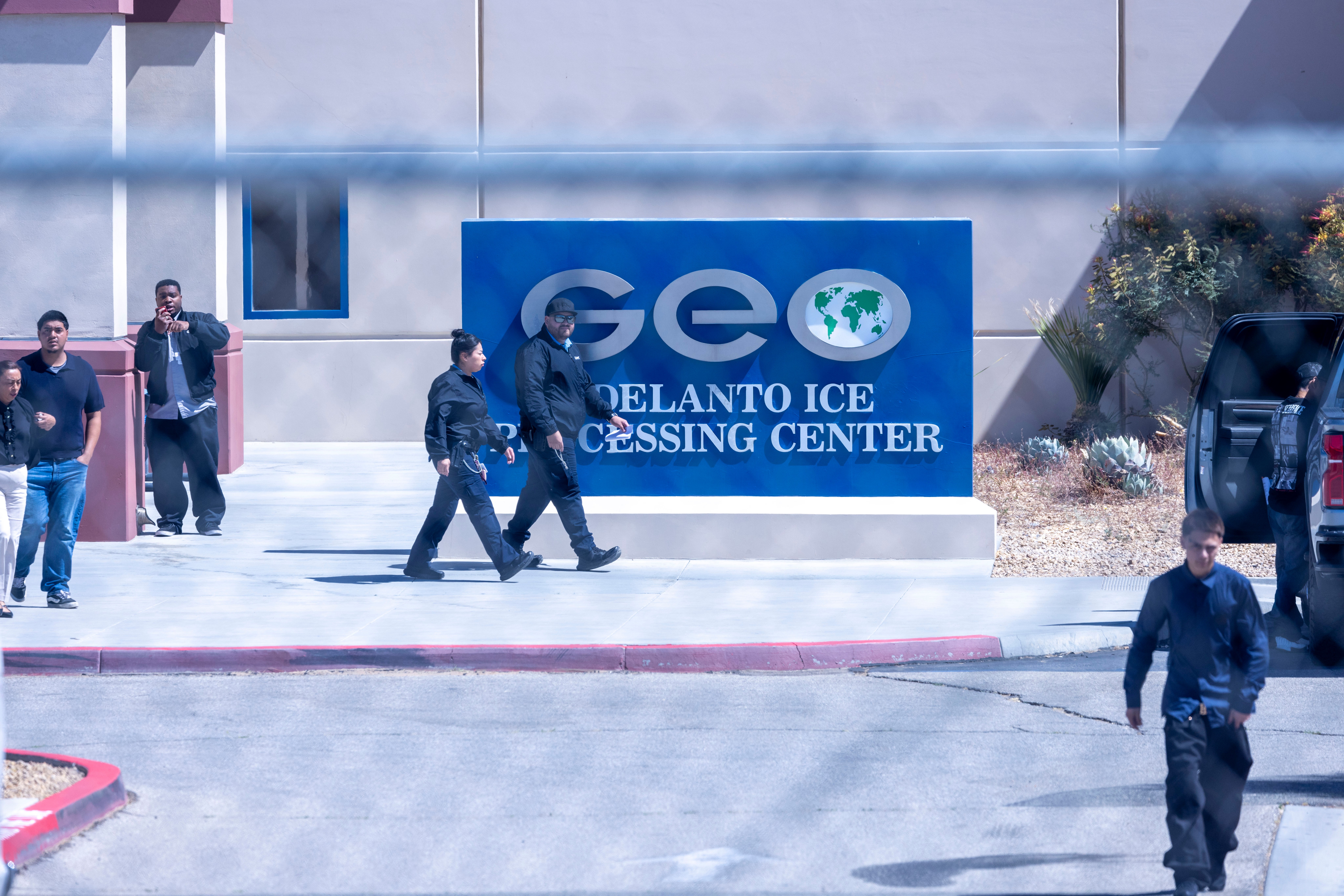 Trung tâm giam giữ ICE Adelanto tại California