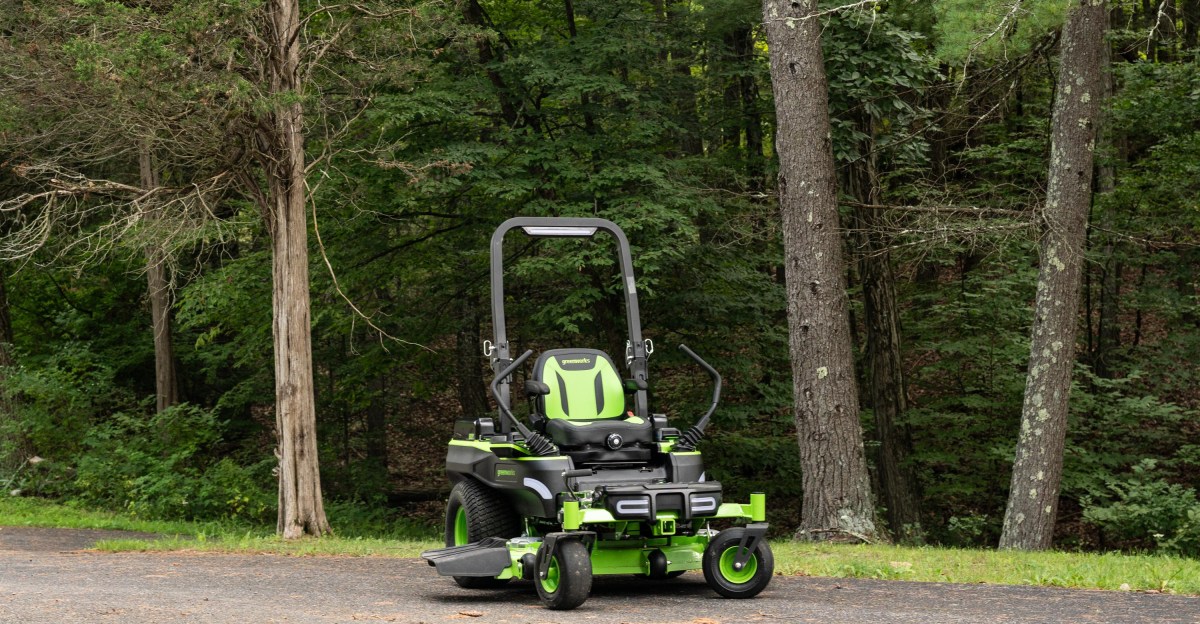 Greenworks MaximusZ: Máy cắt cỏ điện 5 động cơ với mức giá 8.799 USD và những thỏa hiệp cần cân nhắc