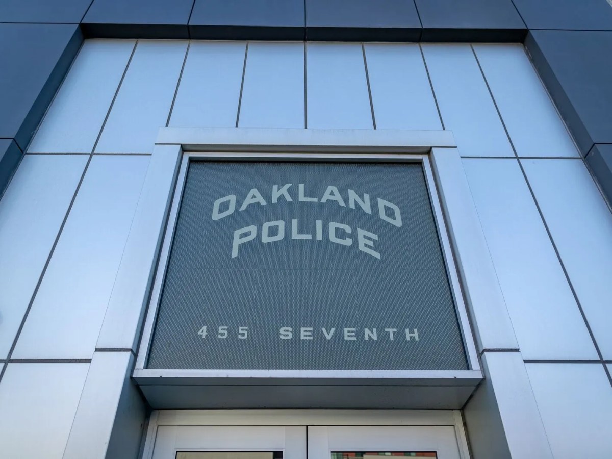 Hình ảnh trụ sở Sở Cảnh sát Oakland (OPD)