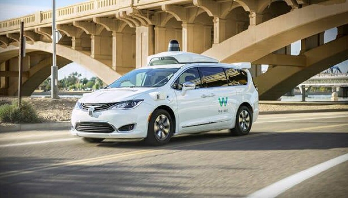 Waymo thiết kế chip riêng cho xe tự lái để cạnh tranh với Tesla