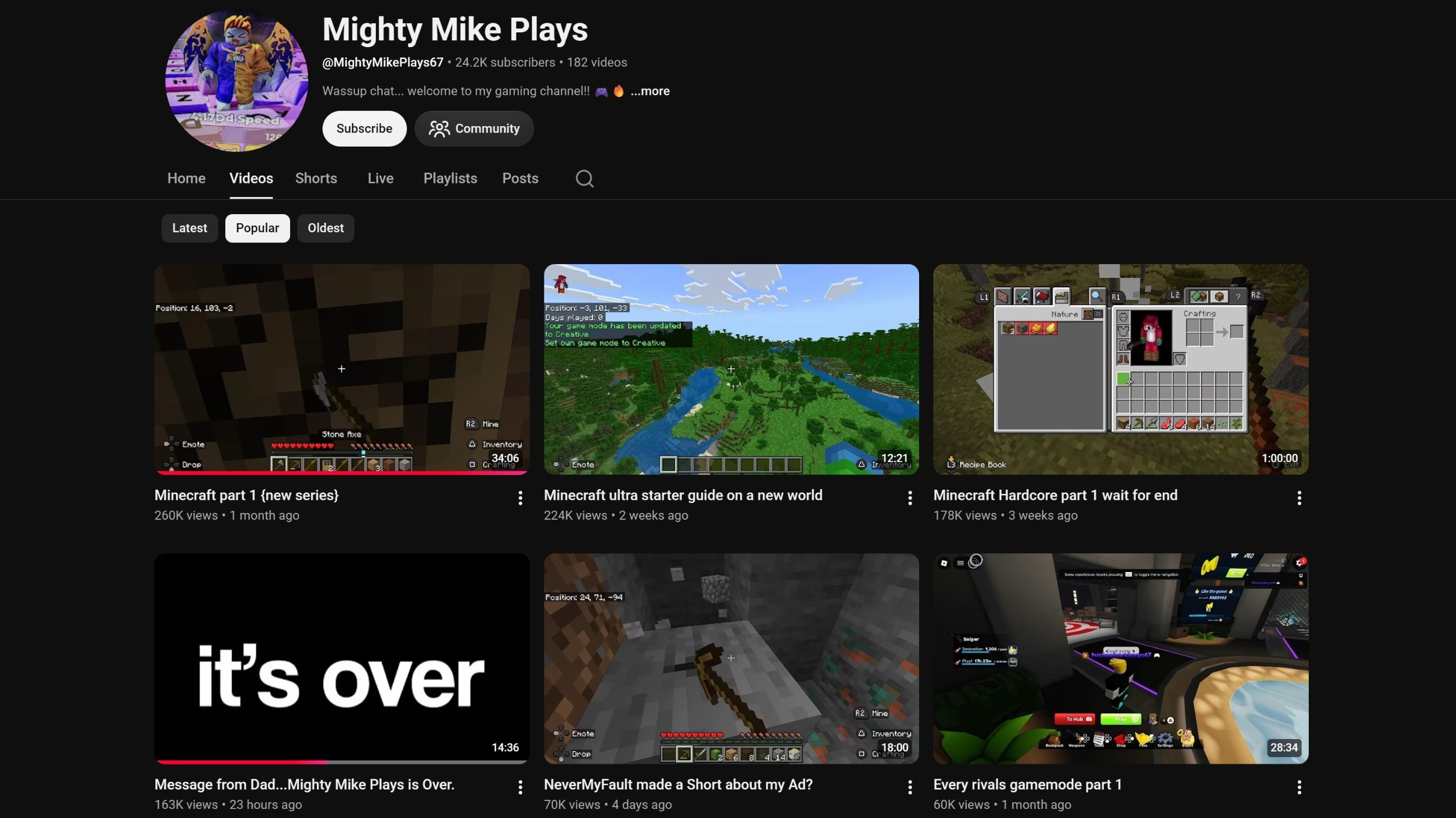 Kênh YouTube của cậu bé với các video được quảng cáo