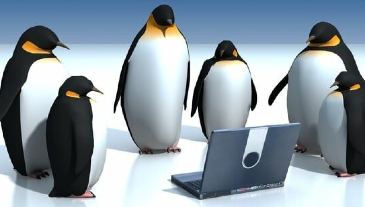 Nhớ Windows 7 thời hoàng kim? Kumander Linux có thể là lựa chọn của bạn