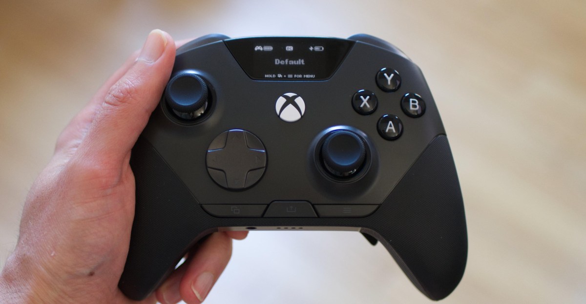 Tay cầm Xbox không dây cao cấp SteelSeries Aeon Pro: Đắt nhưng có gì đặc biệt?