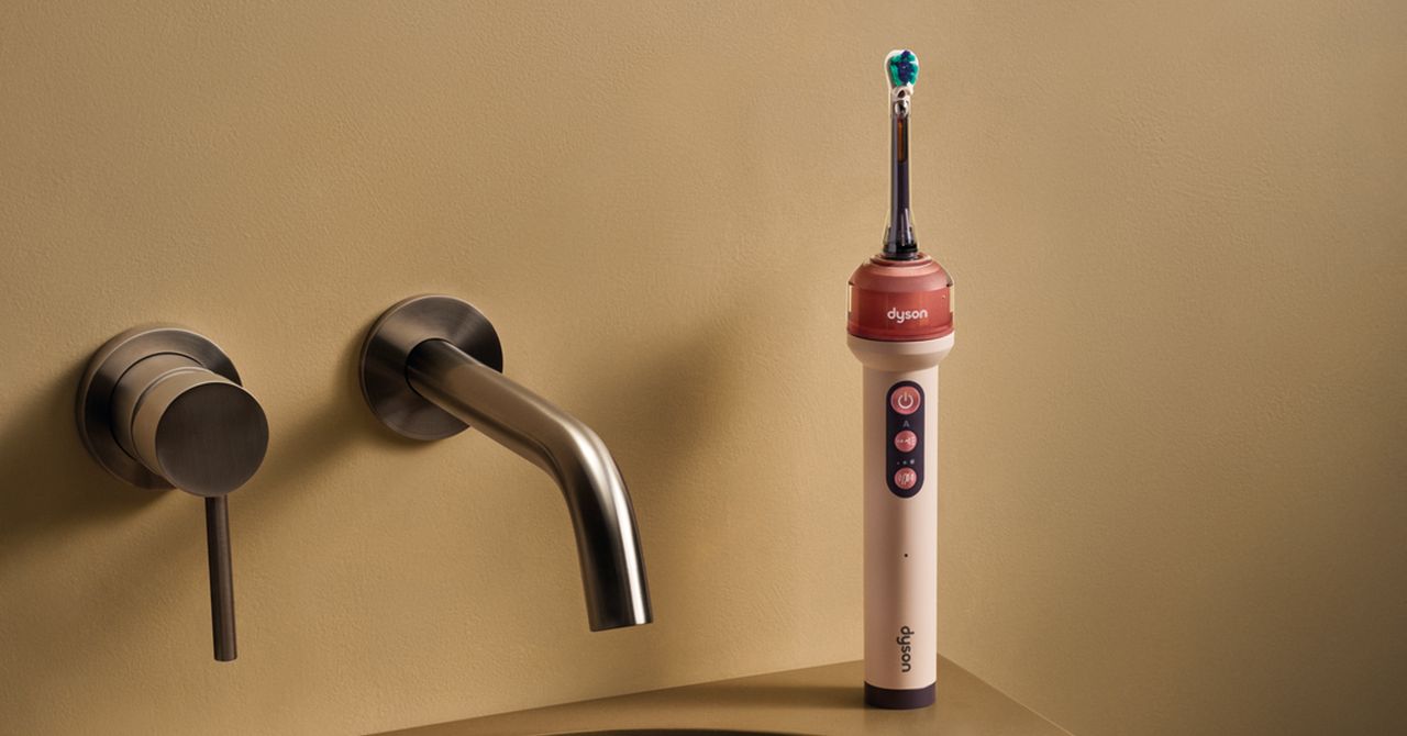 Dyson CameraJet: Bàn chải đánh răng điện tử 499 USD tích hợp camera và máy tăm nước