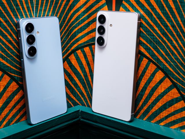 Điện thoại Android cao cấp với thiết kế mỏng nhẹ