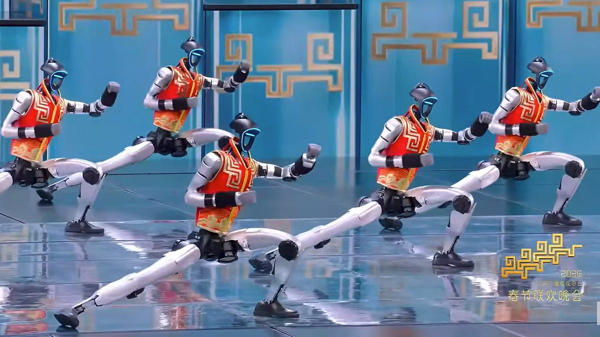 Robot hình người sẽ không thay thế lao động con người trong tương lai gần