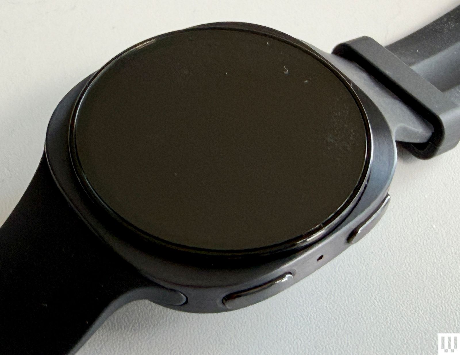 Samsung Galaxy Watch9 trên cổ tay người dùng