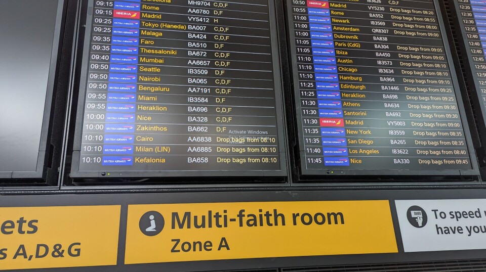 Màn hình thông tin chuyến bay tại sân bay Heathrow gặp sự cố