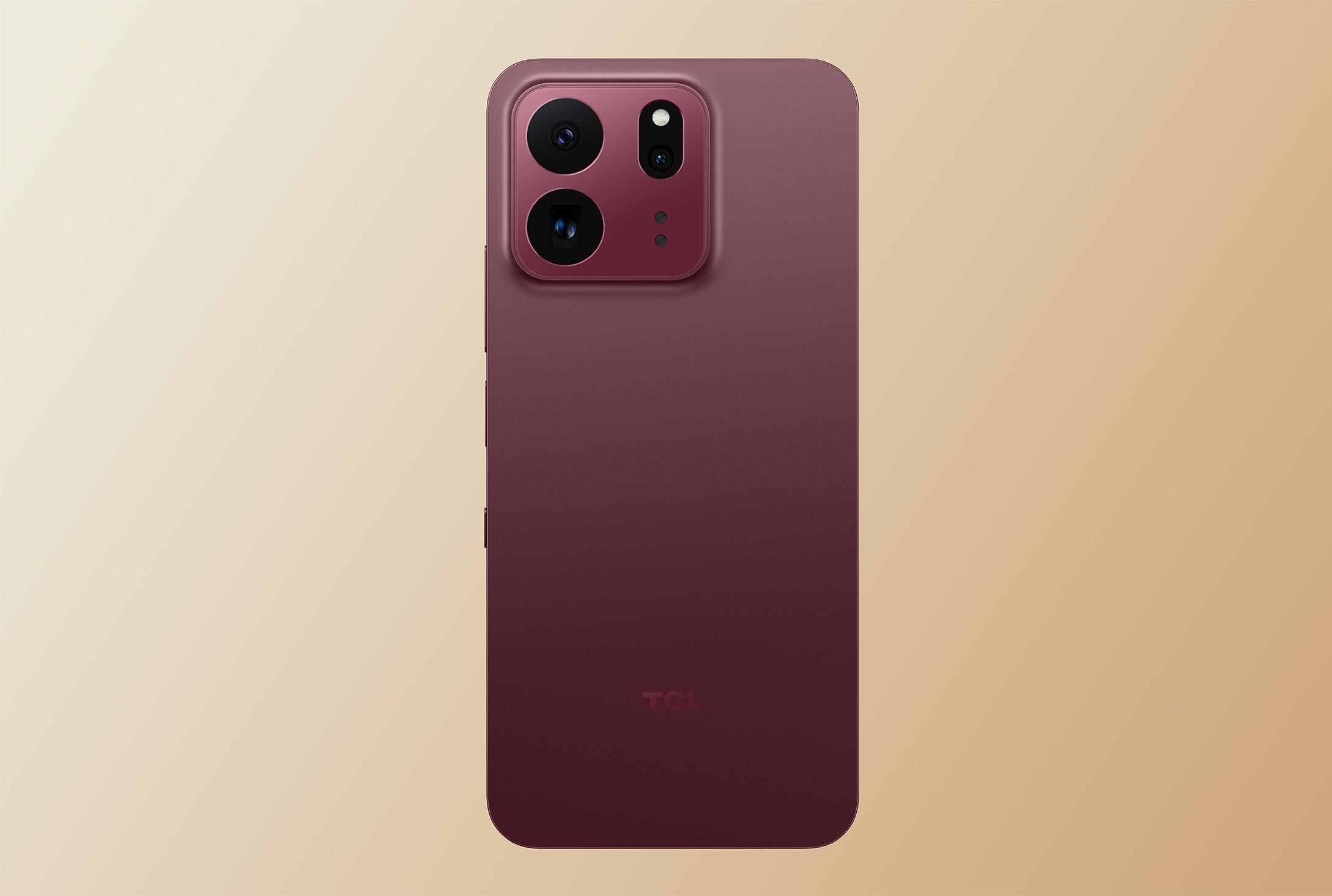 Thiết kế của TCL P80 Ultra với mặt lưng được tạo hình tinh tế