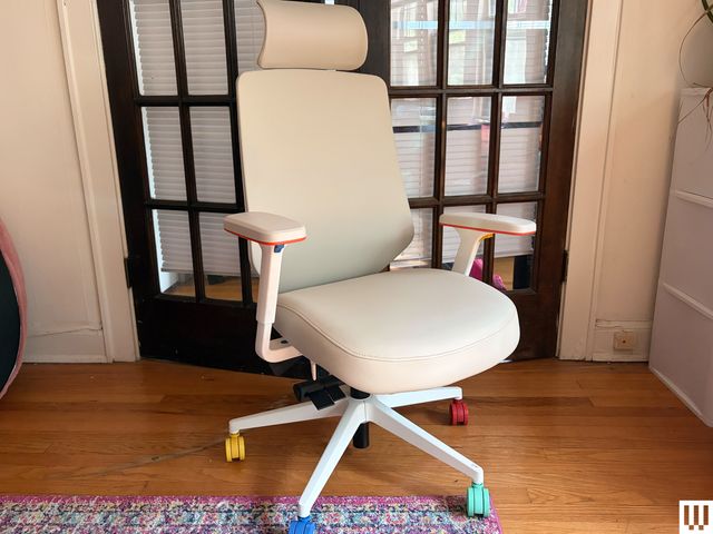 Branch Ergonomic Chair Pro: SEGA Edition