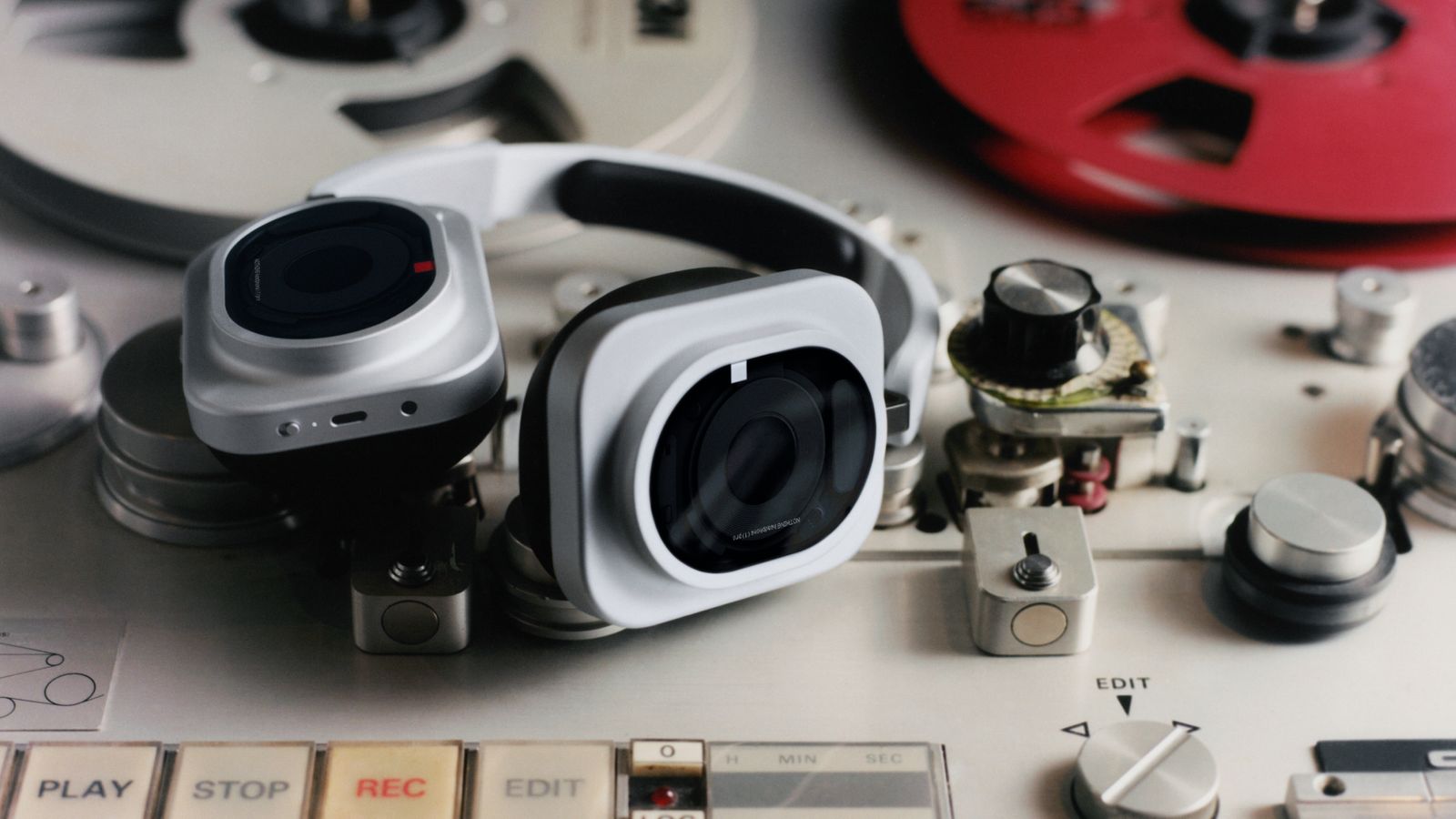 Tai nghe Nothing Headphone (1) Pro