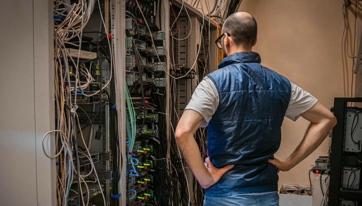 Cisco rà soát lỗi IOS XR và phát hiện quá nhiều lỗi đến mức phải gộp vào một bản cập nhật