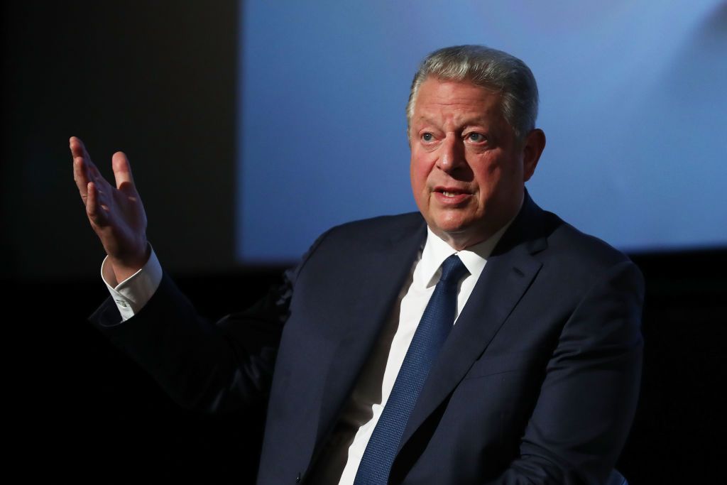 Al Gore bình thản trước làn sóng phản đối trung tâm dữ liệu AI