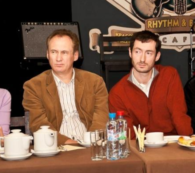 Hai anh em Dmitry và Igor Lubarsky