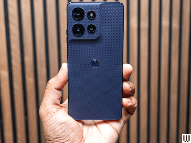 Google Pixel 10a với thiết kế mặt lưng phẳng