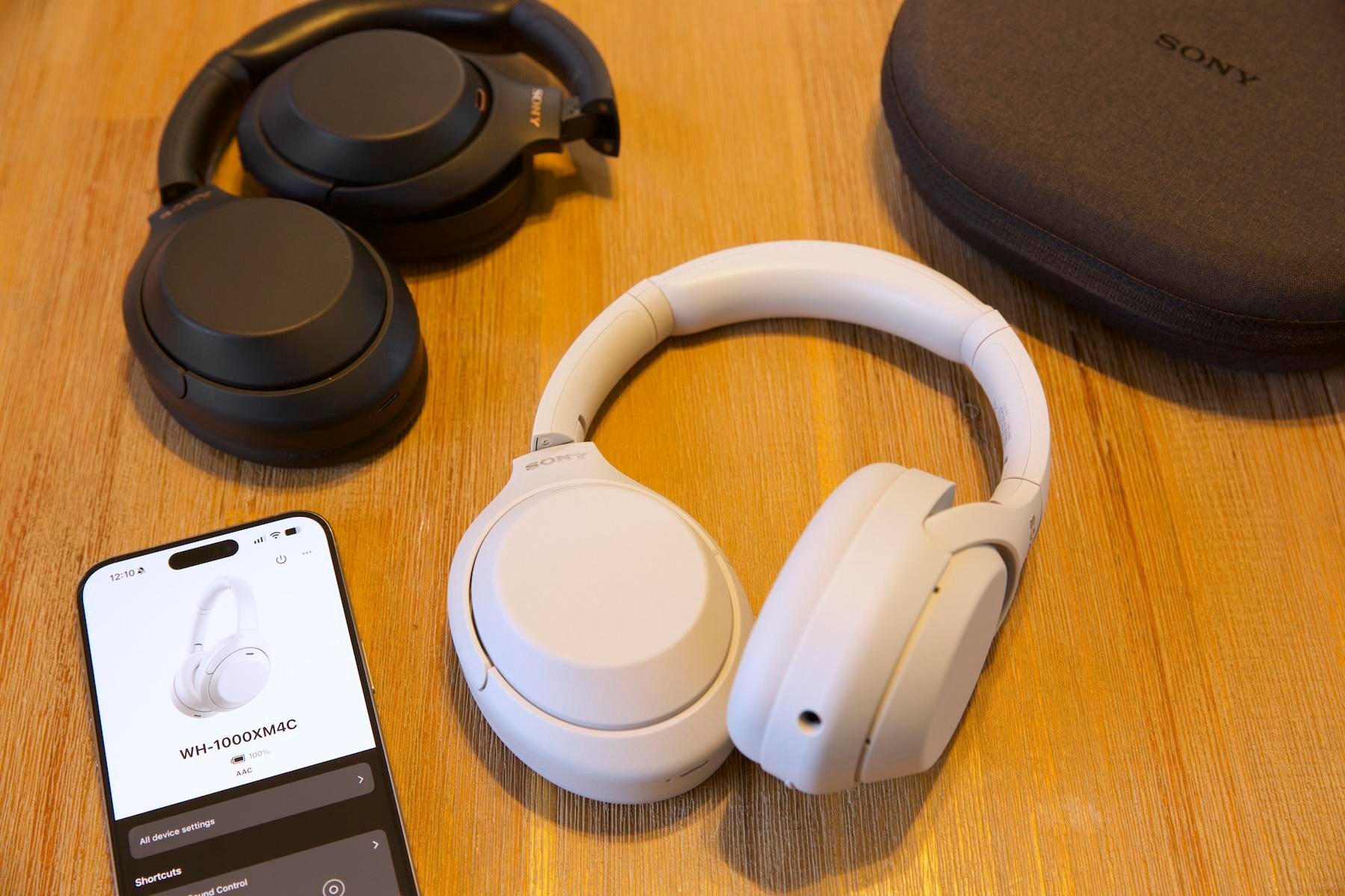 Tai nghe Sony WH-1000XM4C màu trắng cạnh bên bản XM4 màu đen nguyên bản