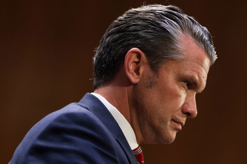Bộ trưởng Quốc phòng Mỹ Pete Hegseth phát biểu tại phiên điều trần