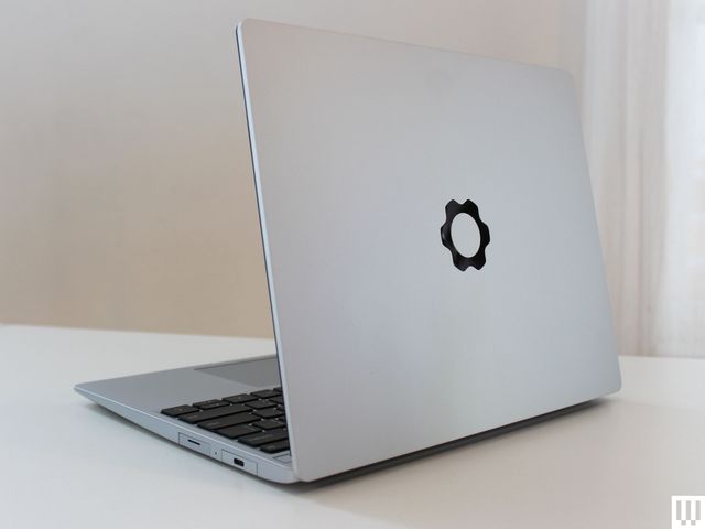 Framework Laptop 13 với thiết kế mô-đun, dễ thay thế linh kiện
