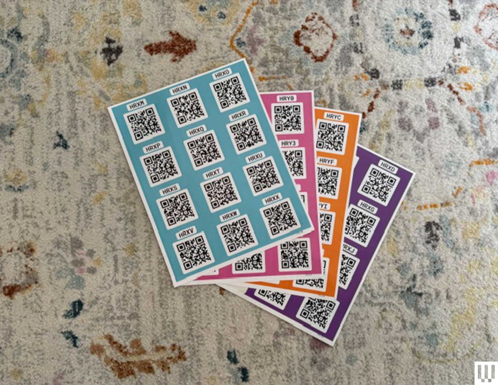 Nhãn dán mã QR SmartLabels dùng để đánh dấu hộp và ngăn kéo
