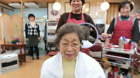 Người cao tuổi tại Nhật Bản