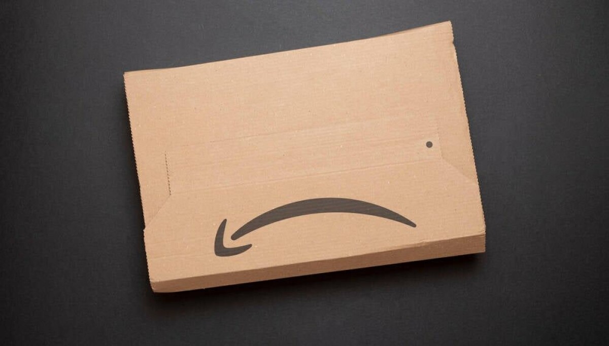 Người bán Amazon lo ngại khi hàng tồn kho 'mắc kẹt' trong các đơn hàng chờ xử lý