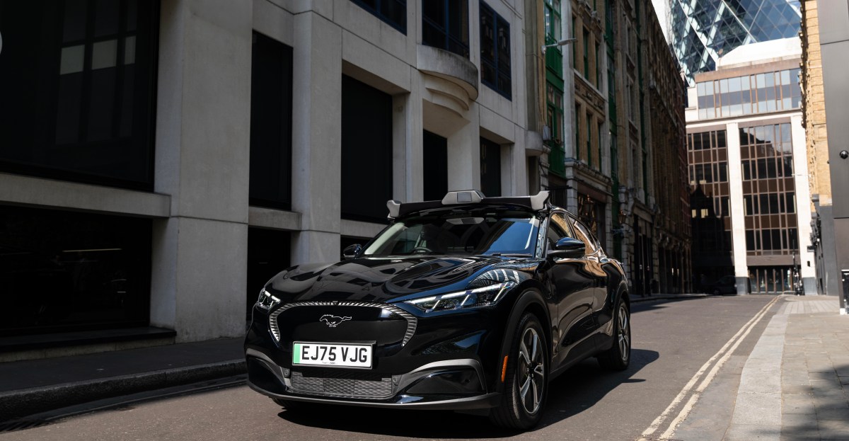 Uber đánh bại Waymo, trở thành hãng đầu tiên ra mắt robotaxi tại London