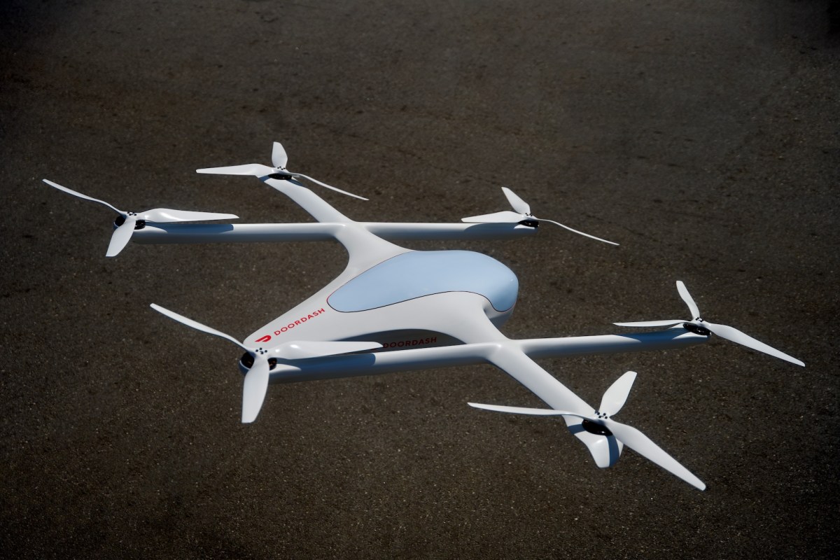 DoorDash xây dựng dịch vụ giao hàng bằng drone từ nền tảng mặt đất