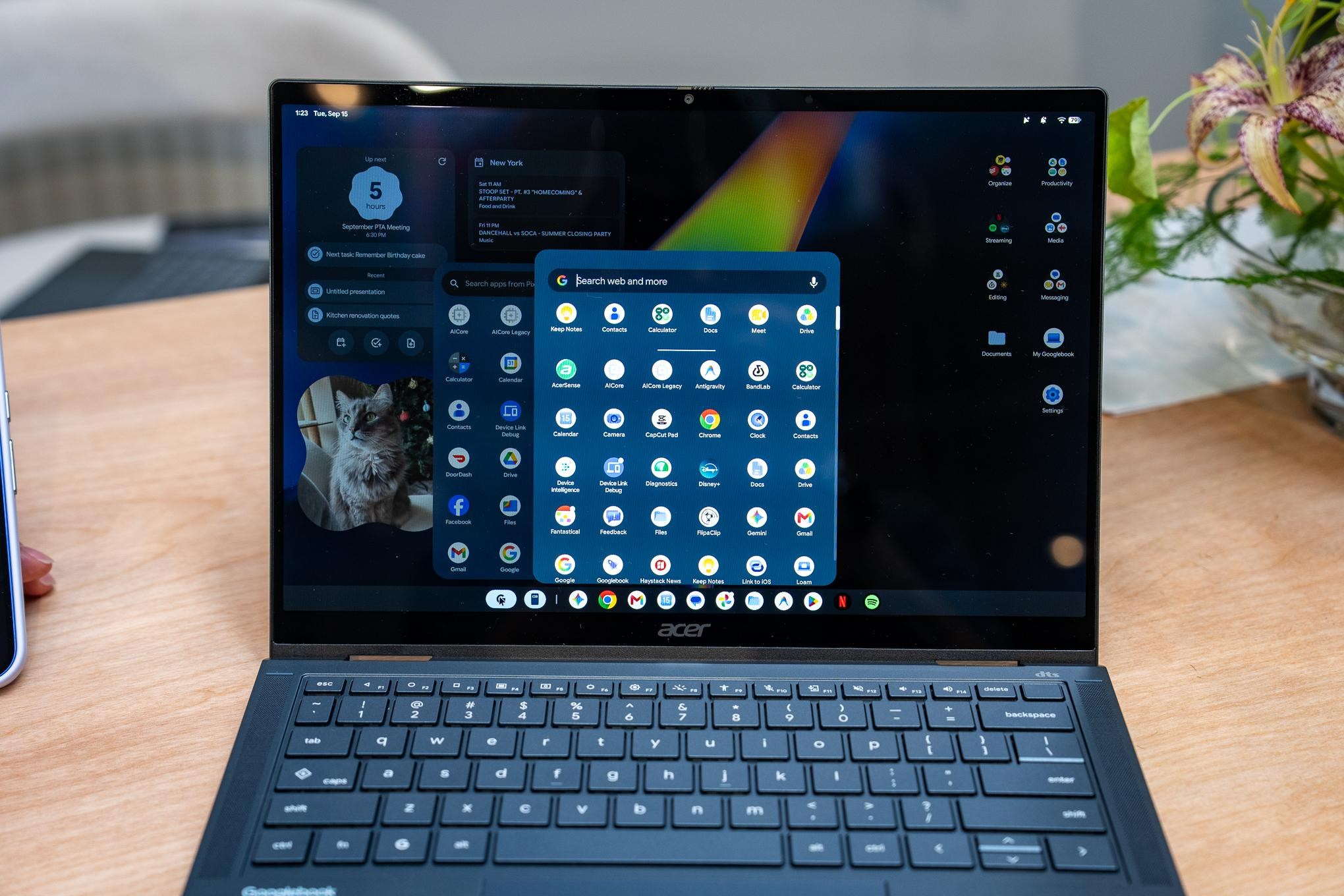 Acer Googlebook 14 với thiết kế mỏng nhẹ