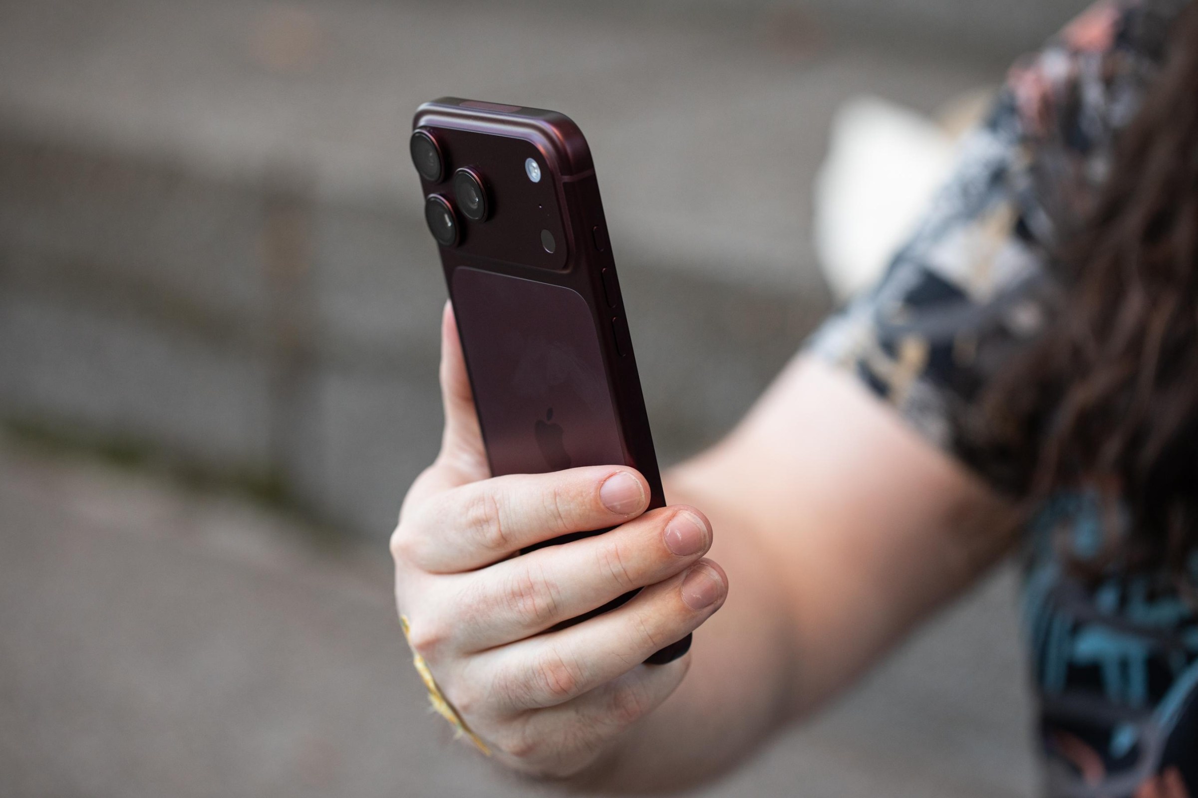 iPhone 18 Pro Max với giải pháp firmware pin thông minh của Apple