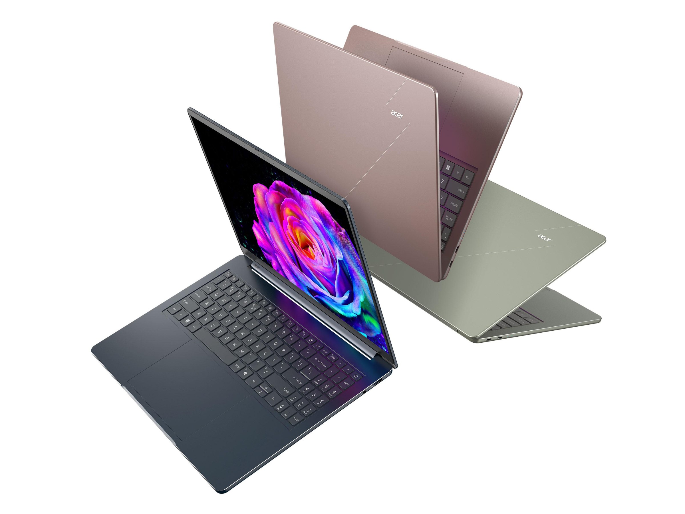 Acer Swift Air 16 mở và đóng