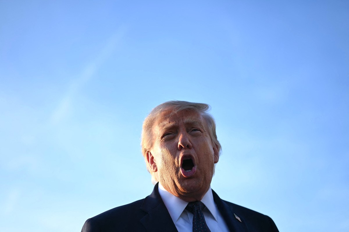 Ông Trump đề xuất đổi tên AI và tuyên bố thành lập 'Lực lượng AI'